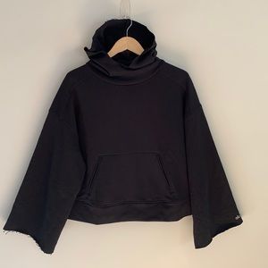 ALO Low Key Pullover Wide Sleeve Hoodie Black